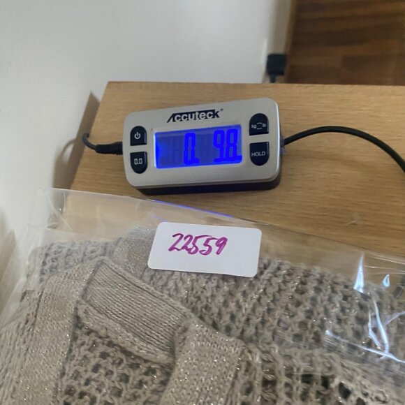 Chicos Sweater Womens 0 US Small Beige Shimmer Open Knit Cardigan 3/4 Sleeves - Picture 9 of 11